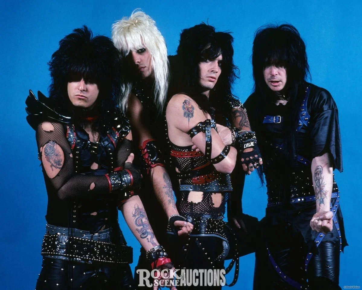 Vince Neil - REQ