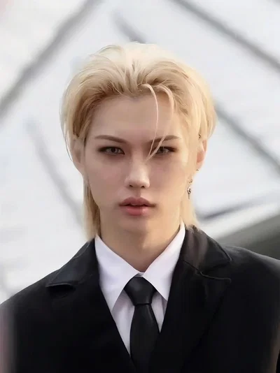 Ли Феликс (мафия/препод) 