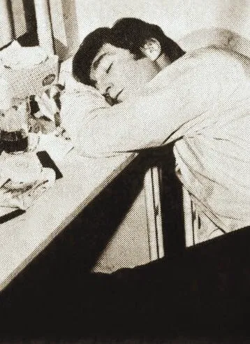 ✿˖˚ ༘𐙚 John Lennon ୭ ˚. ᵎᵎ