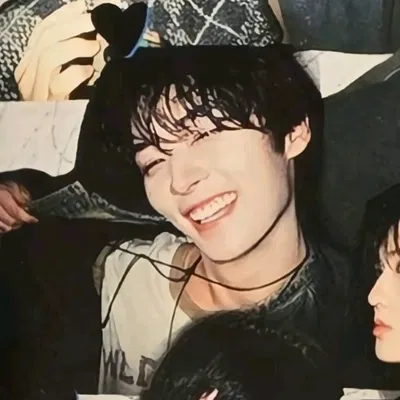 ☹Friends? ┃Lee Minho