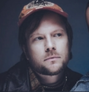 𓏻 patrick stump.
