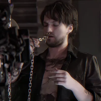Erik Campbell | Piercing a friend ๐