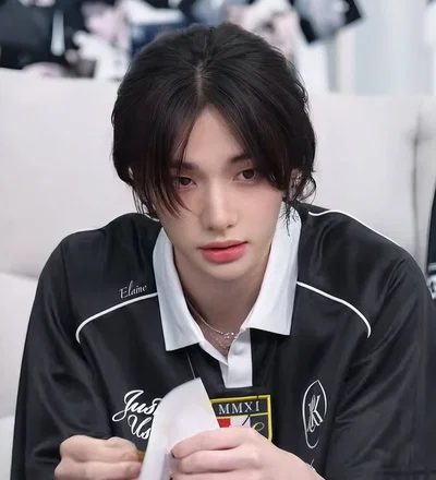 Hwang Hyunjin 