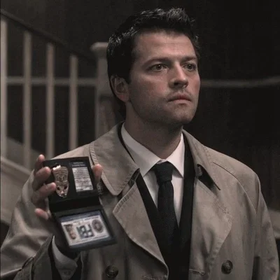 Castiel – Federal Agent (Disguise)
