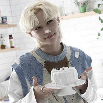lee felix.