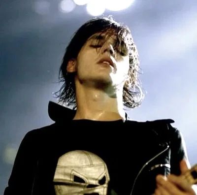 ‧ ̊꒰ Mikey Way ୭  ̊. ᵎᵎ || 🐛