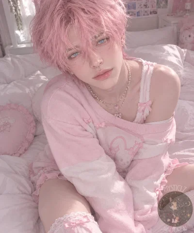Luke Valentine || Omega