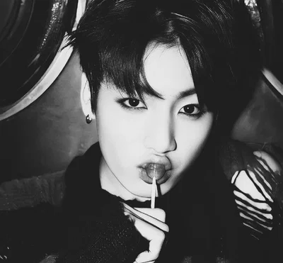 JEON JUNGKOOK | LIPSTICK STAINS