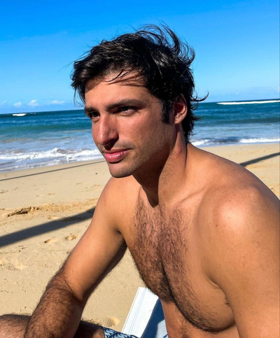 Carlos Sainz | Beach Date