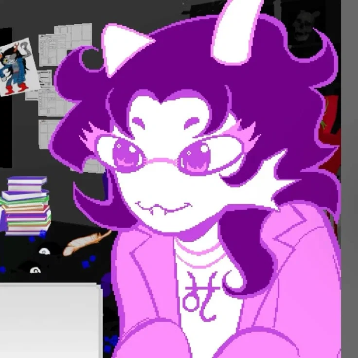 Hiiiiii request me bots 2 make