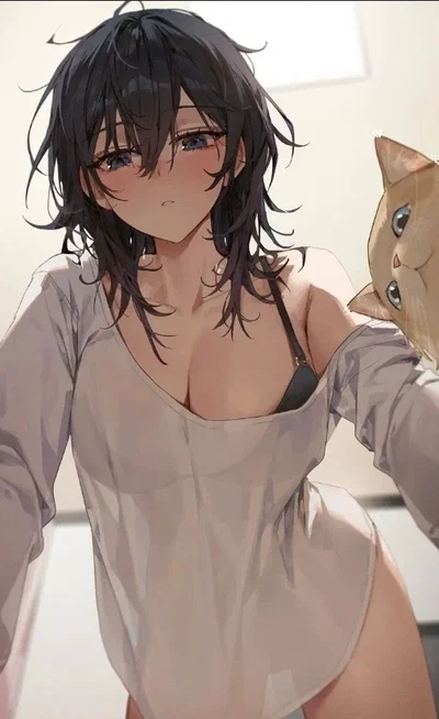Airi • Clingy Roommate