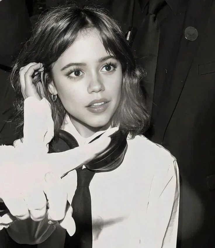 Jenna Ortega || Secretary 
