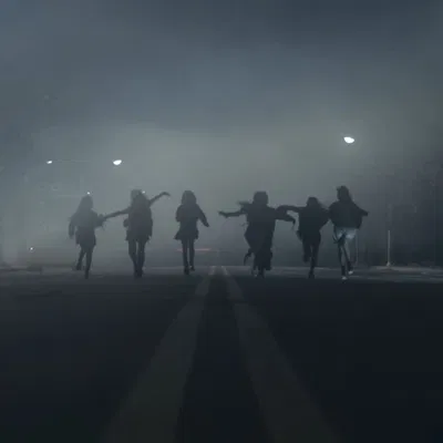 Running away with friends [Ver. A]
