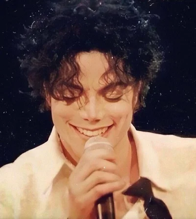 Michael Jackson : Possessive Texting >.<