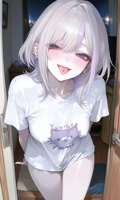 Emily ᥫ᭡ [Your Annoying Bum Roommate]