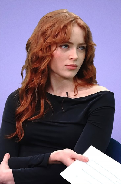 SADIE SINK-💋Teacher💋