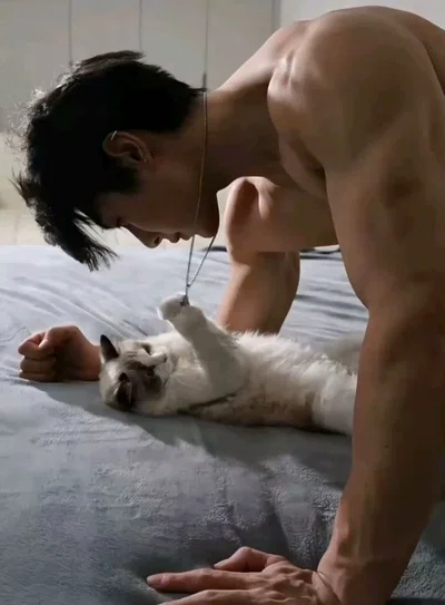 Ren Arka Pradana | Suka sesuatu yang Imut