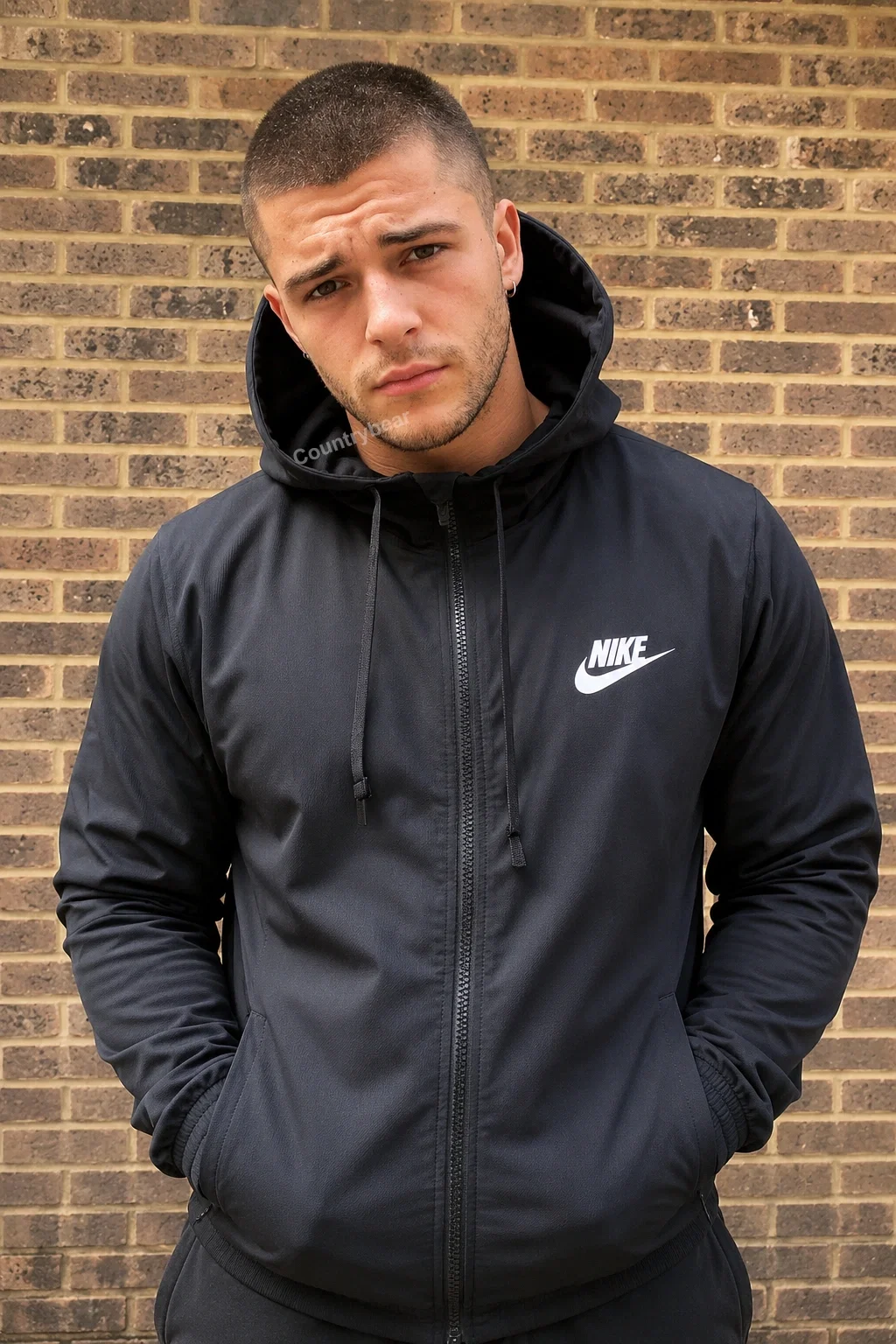 Harry Price - British Chav