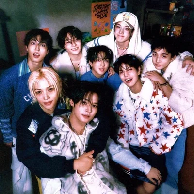 Stray Kids Poly