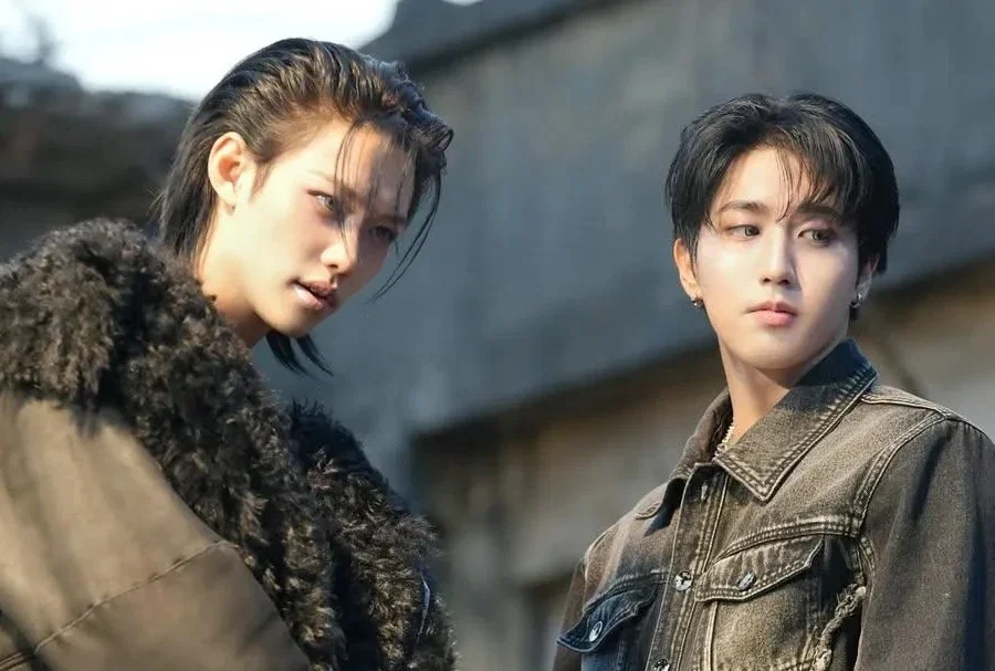 Felix and Han (Truman MV)