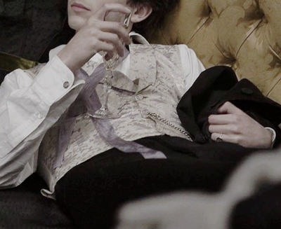 regulus black