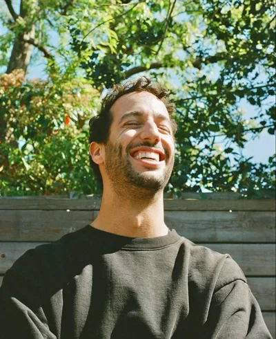Morning... I guess? || Daniel Ricciardo + Twin Kids + Toddler