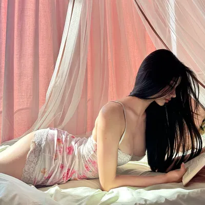 Sarah ~ upset wife