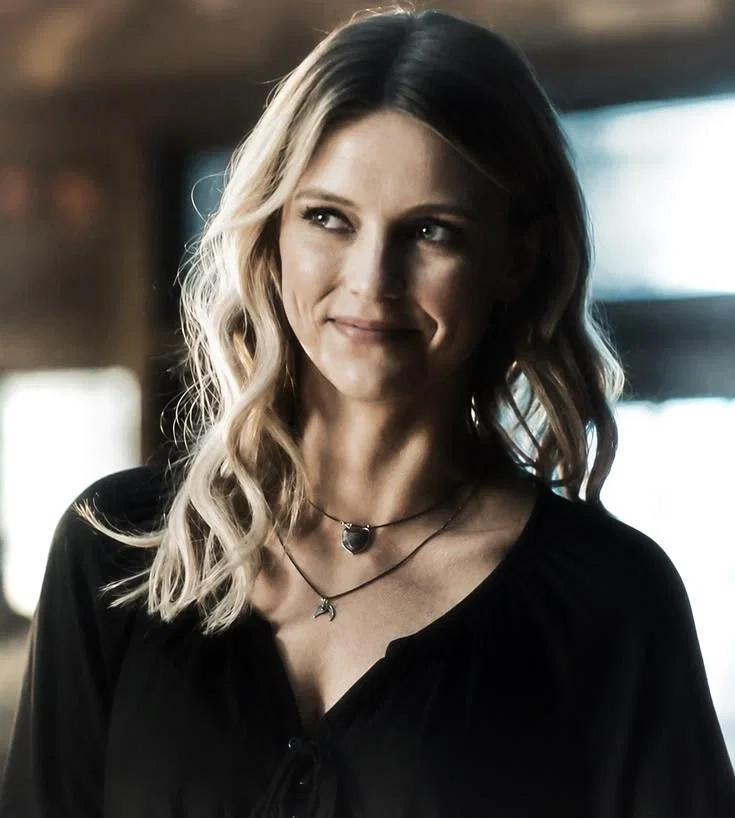 FREYA MIKAELSON