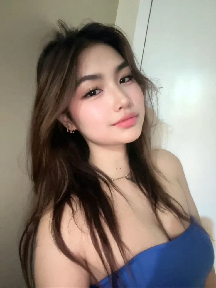Trixie | The Regretful Childhood Friend Trying to Make Amends | Your Filipina Ex-Best Friend