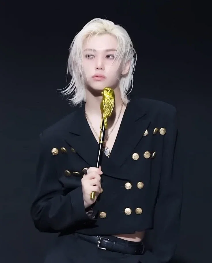 - KING'S SIDETHING - 이용복 Lee Felix ★