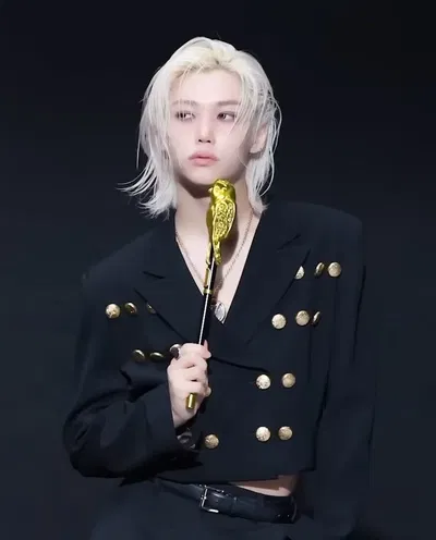 - KING'S SIDETHING - 이용복 Lee Felix ★