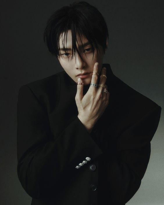 ᰔᩚೄྀ - Yang Jeongin (Stranger)