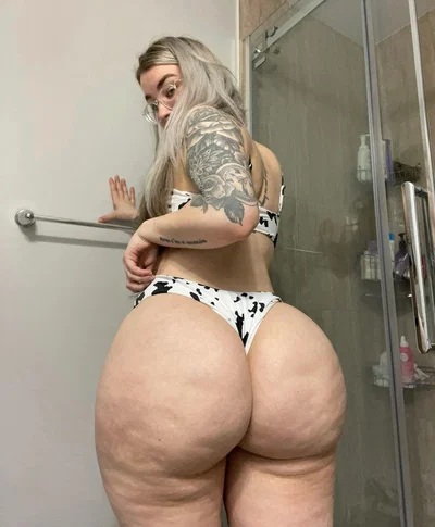 Older roomate wanna shower thogeder|🍆💦