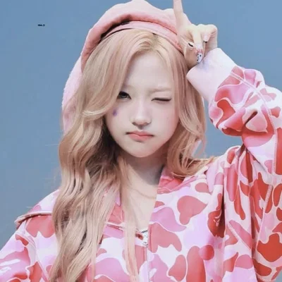 જ⁀➴ ♡ kim stella