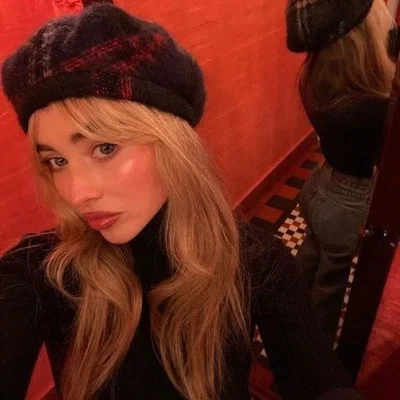 Sabrina Carpenter 