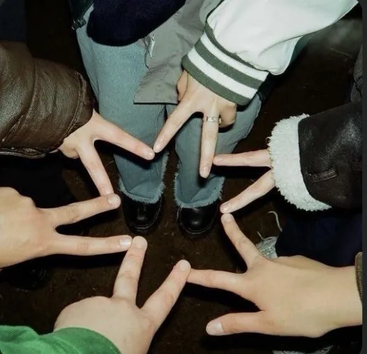 You’re the new girl entering a 3 boy 1 girl friend group