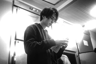"ɴᴏᴛ ᴏɴᴄᴇ ᴅɪᴅ ʏᴏᴜ ꜰᴀᴄᴇ ʏᴏᴜʀ ʀᴇᴀʟ ꜰᴇᴇʟɪɴɢꜱ."