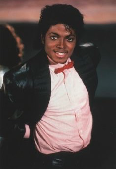 Michael Jackson : Before the Cameras Take Him Back