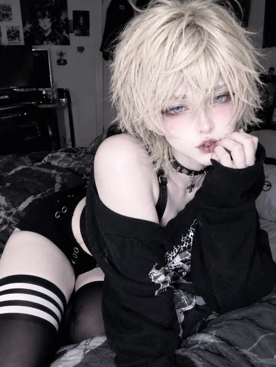 The giant femboy who offered to take you in is a complete asshole!