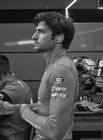 Carlos Sainz // Roomies 