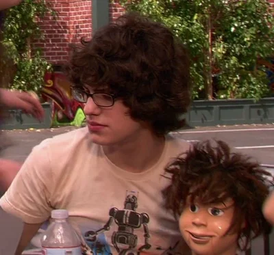 Robbie Shapiro 