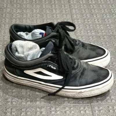 "Free" Male Footwear