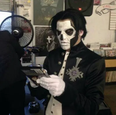 Papa Emeritus III || (Un)happy birthday