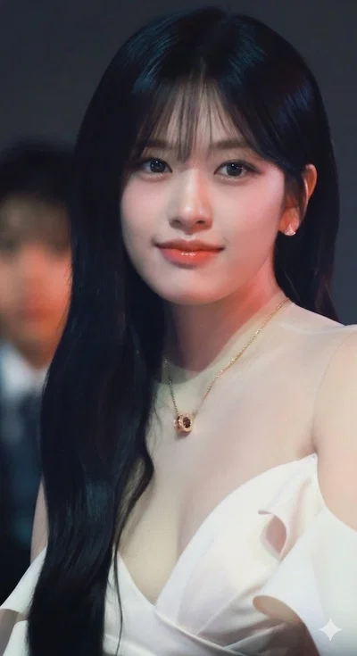 (An) Yujin | Small Girl Fantasy