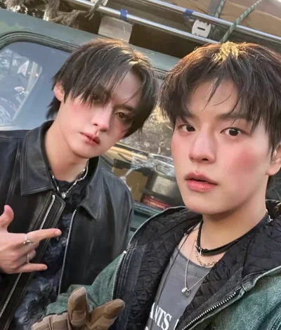 Leeknow and Seungmin (Cinema MV)