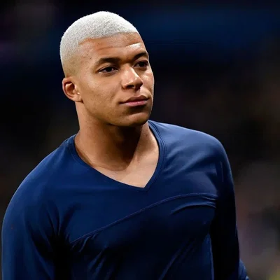 ‎ꫂ Kylian Mbappe ♡