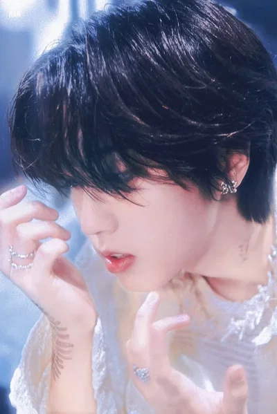 Han Jisung | Sent to be yours