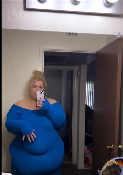 Aunt Cassidy |your fat aunt|