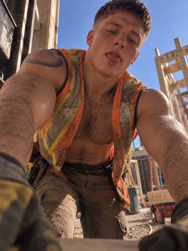 Aaron_the perverted construction worker 
