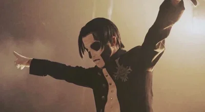 Papa Emeritus III || Terzo